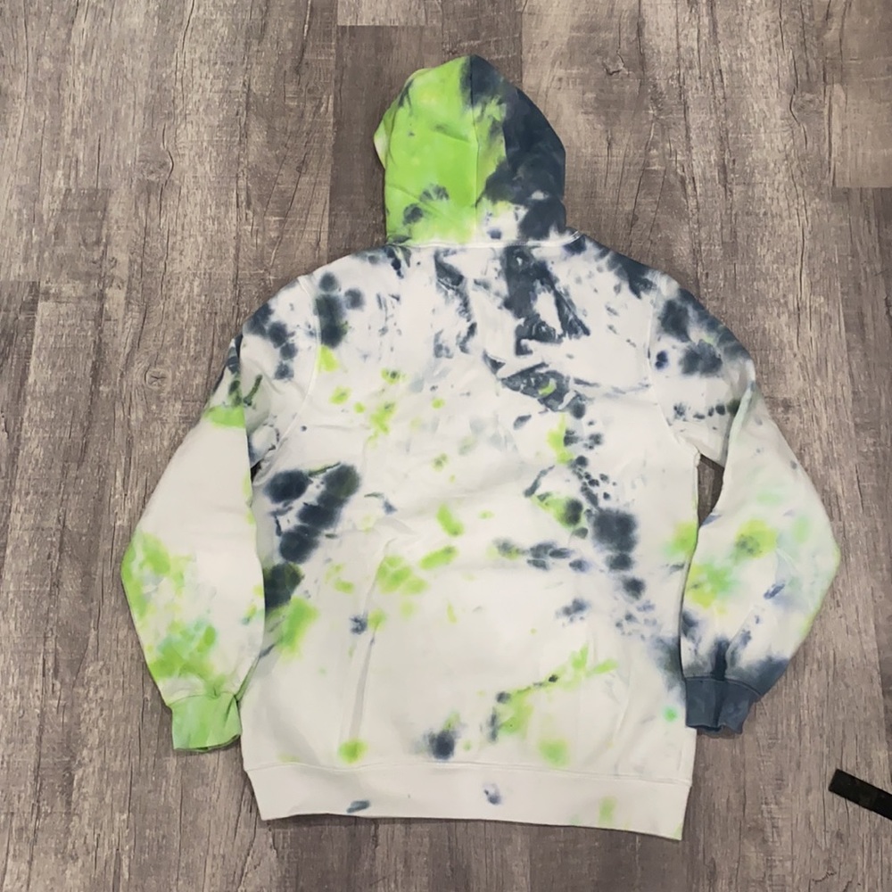 NWOT Men’s Custom Tie Dye Relaxed Fit H&M Hoodie - Picture 2 of 5